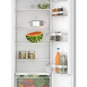 BOSCH Ugradbeni hladnjakSerie 4| JEDNA VRATA, 177 cmZapremina 310l,5 polica