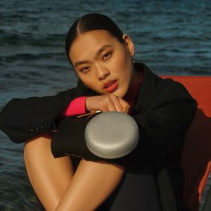 Beosound A1 2nd Gen Lunar Red - OTG